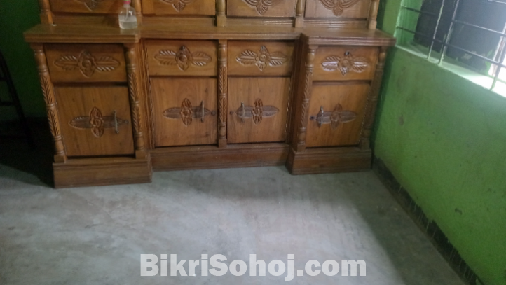 সেগুন কাঠের শোকেস